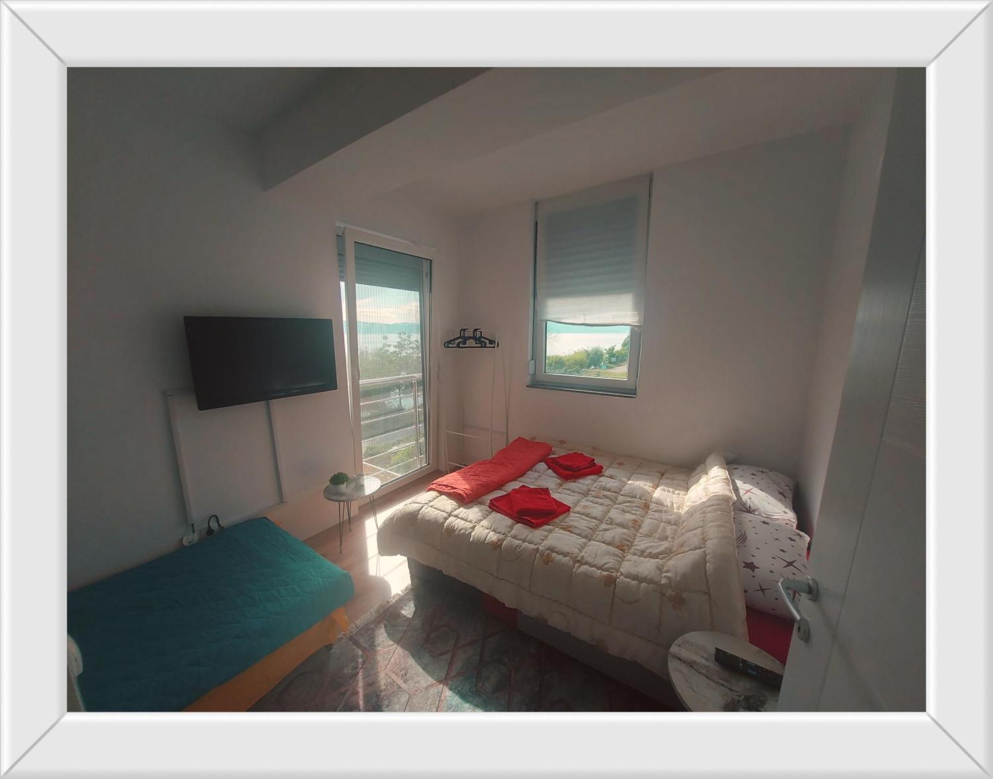Apartment Ana V-Peshtani أوهغيد المظهر الخارجي الصورة